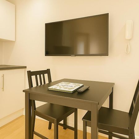 קארדיף One Bedroom Apartment In City Centre מראה חיצוני תמונה